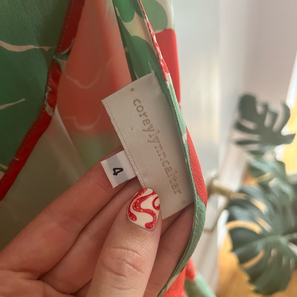 Beautiful Silk Tie Dress - Picture 5 of 7